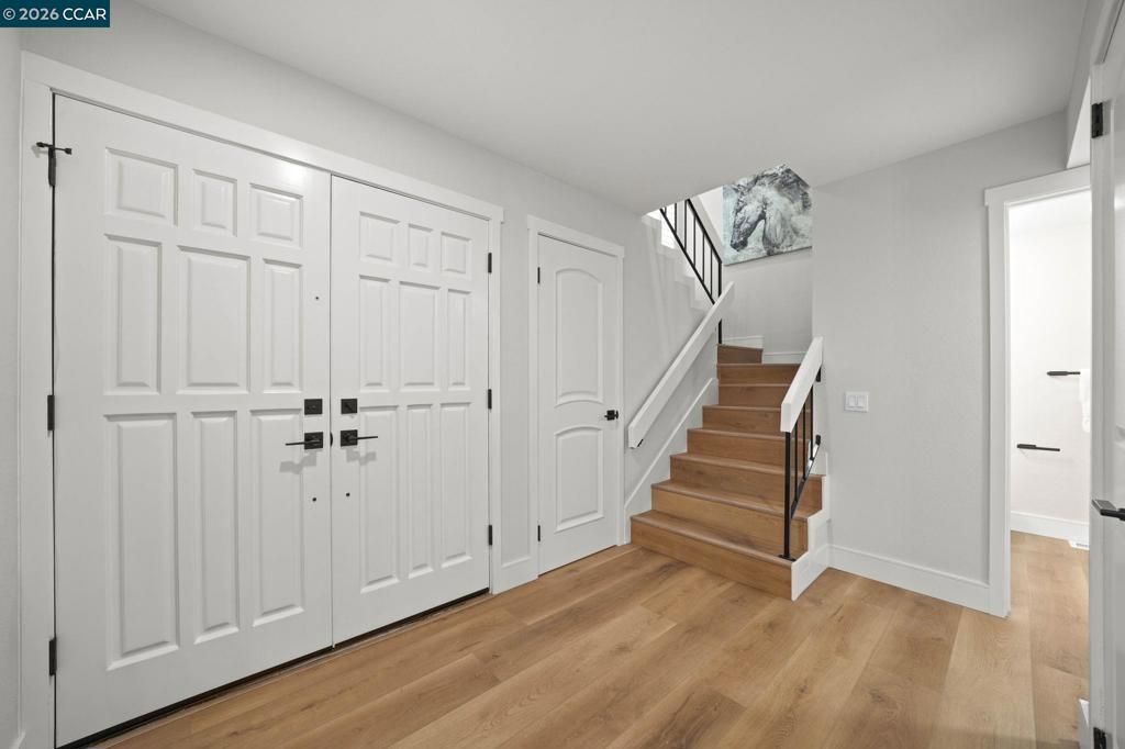 Image 8 of property listing at 2130 Shoshone Cir, Danville, CA 94526