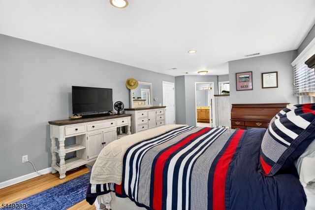 1 Stearns Ter, Denville Twp., NJ 07834