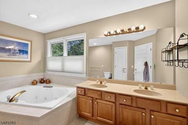 1 Stearns Ter, Denville Twp., NJ 07834