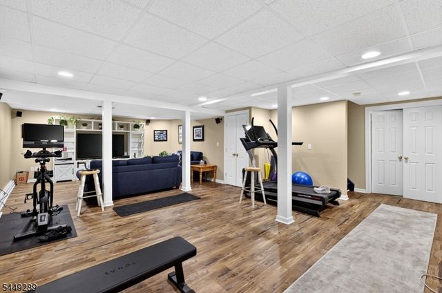 1 Stearns Ter, Denville Twp., NJ 07834