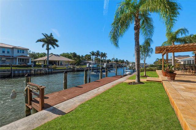 2080 HAWAII AVENUE NE, St Petersburg, FL 33703