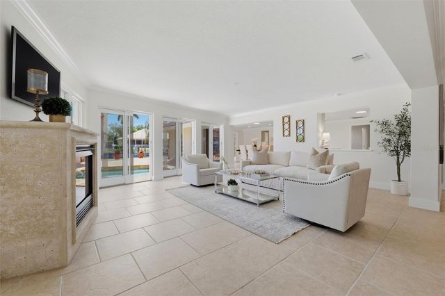 2080 HAWAII AVENUE NE, St Petersburg, FL 33703