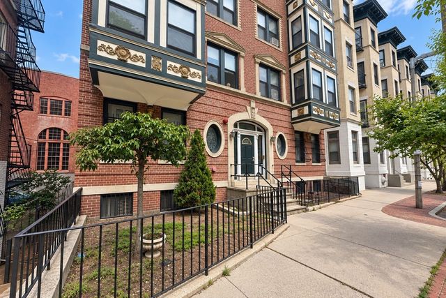 75 Burbank Street 203, Boston, MA 02115