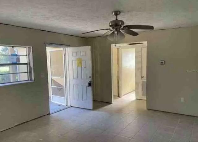 806 W SHELL POINT ROAD, Ruskin, FL 33570