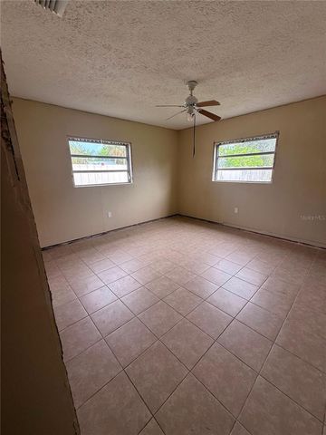 806 W SHELL POINT ROAD, Ruskin, FL 33570