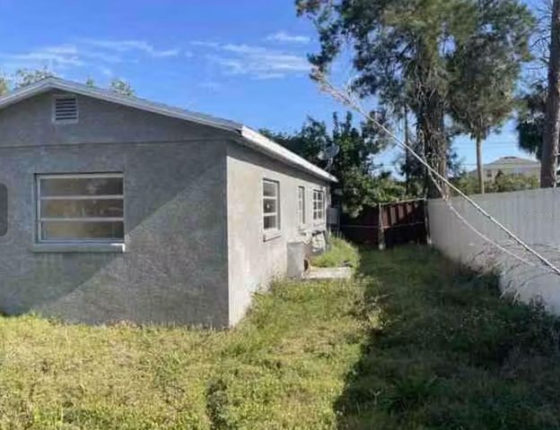 806 W SHELL POINT ROAD, Ruskin, FL 33570