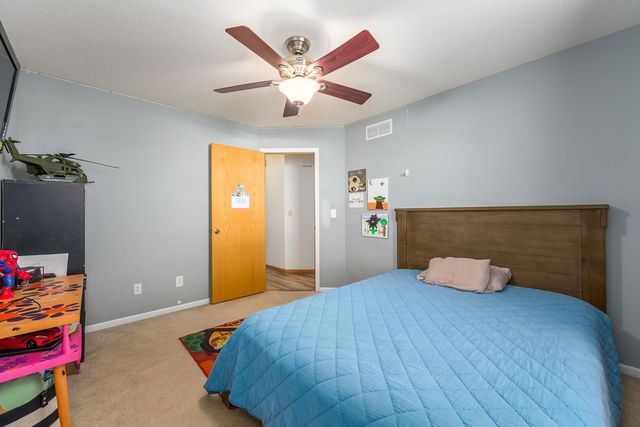 1721 N Hawthorn Ct, Andover, KS 67002