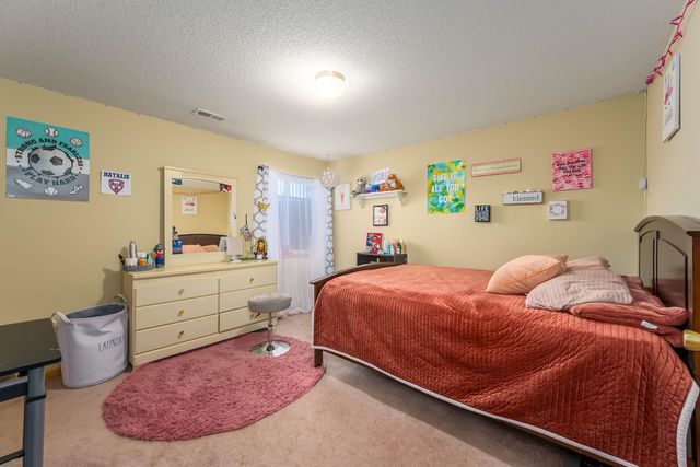 1721 N Hawthorn Ct, Andover, KS 67002