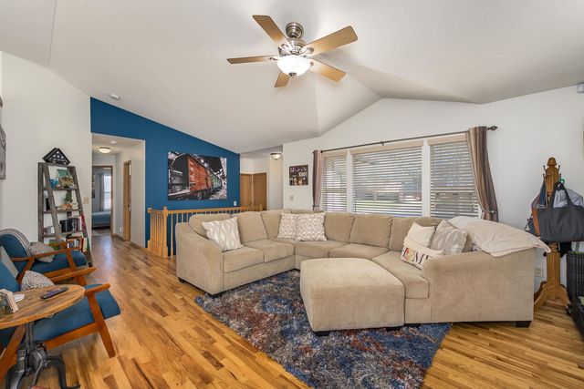 1721 N Hawthorn Ct, Andover, KS 67002