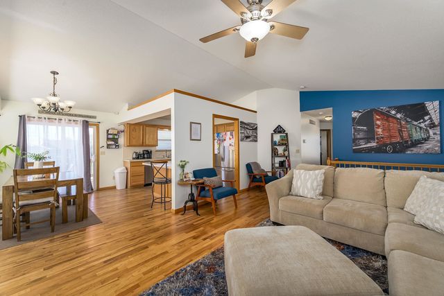 1721 N Hawthorn Ct, Andover, KS 67002