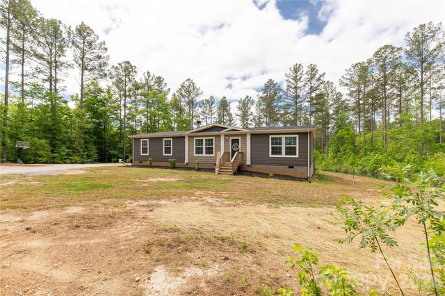 412 Mullinax Circle, Blacksburg, SC 29702