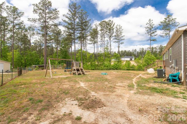 412 Mullinax Circle, Blacksburg, SC 29702