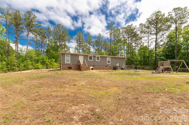 412 Mullinax Circle, Blacksburg, SC 29702