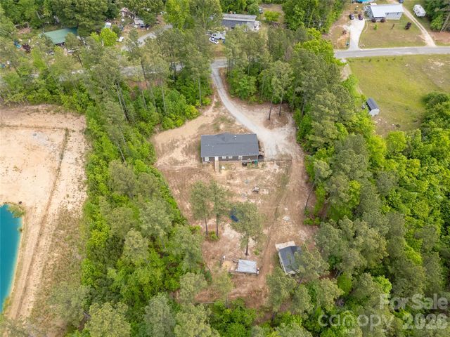 412 Mullinax Circle, Blacksburg, SC 29702