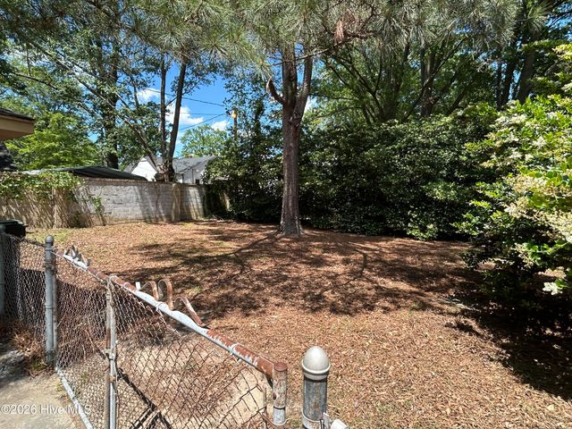 406 Rountree Street W, Wilson, NC 27893
