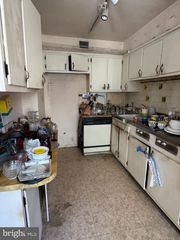 36 W CHELTENHAM AVE, Philadelphia, PA 19120