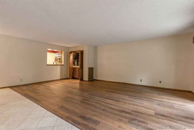 8484 S College Avenue 72, Tulsa, OK 74137