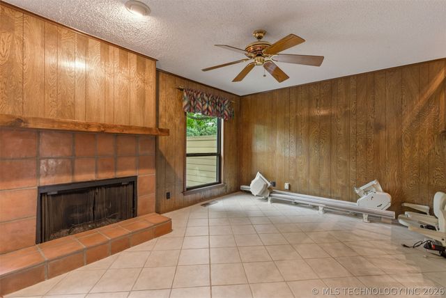 8484 S College Avenue 72, Tulsa, OK 74137