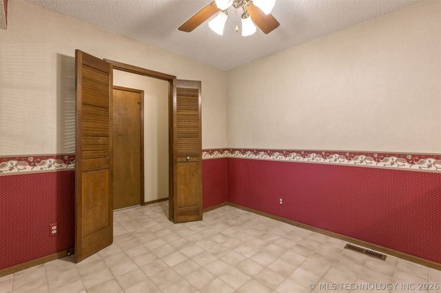 8484 S College Avenue 72, Tulsa, OK 74137