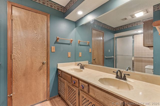 8484 S College Avenue 72, Tulsa, OK 74137