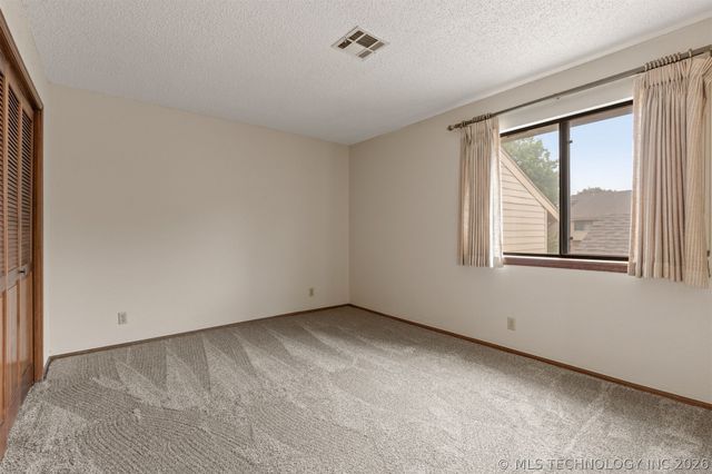 8484 S College Avenue 72, Tulsa, OK 74137