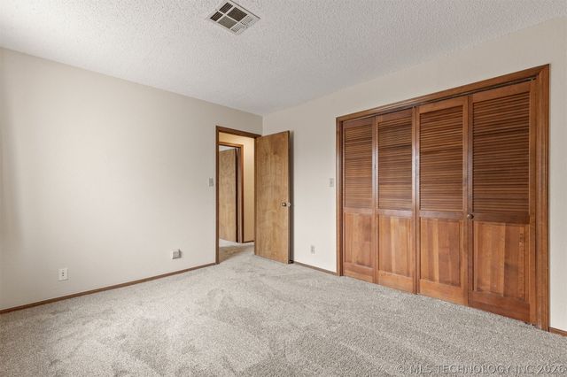 8484 S College Avenue 72, Tulsa, OK 74137