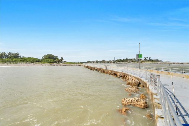 300 Ocean Trail Way 108, Jupiter, FL 33477