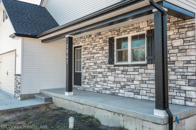 2047 Edward Lane East, Kimball Township, MI 48074