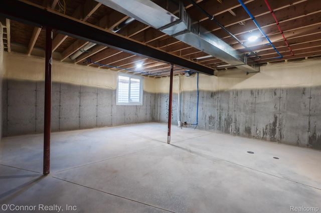 2047 Edward Lane East, Kimball Township, MI 48074