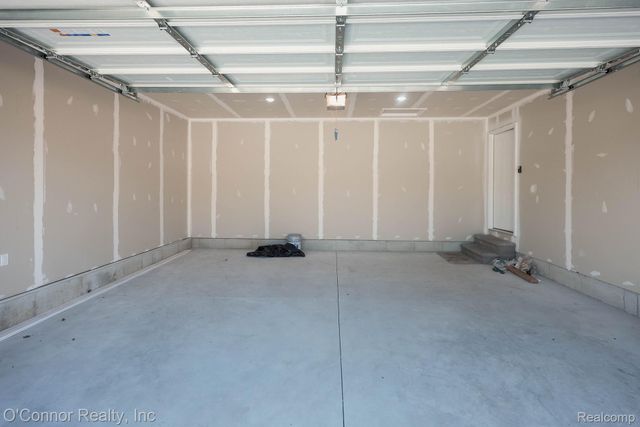 2047 Edward Lane East, Kimball Township, MI 48074