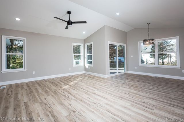 2047 Edward Lane East, Kimball Township, MI 48074