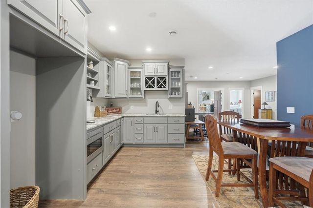 977 McGregor Drive, Eau Claire, WI 54703