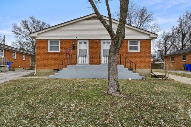 1990 Fair Oaks Drive, Lexington, KY 40504