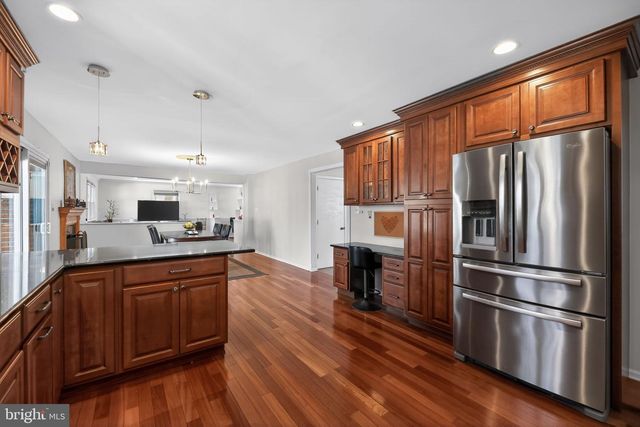 515 GARWOOD DR, Cherry Hill, NJ 08003