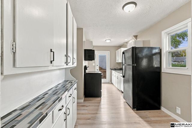 907 W 31 Avenue, Bellevue, NE 68005