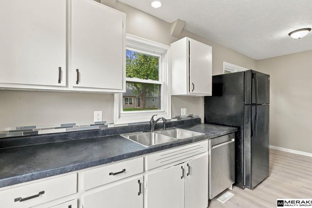 907 W 31 Avenue, Bellevue, NE 68005
