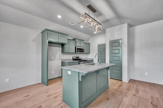 10657 SW 18th Street, Yukon, OK 73099