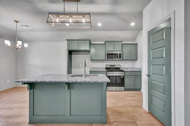 10657 SW 18th Street, Yukon, OK 73099