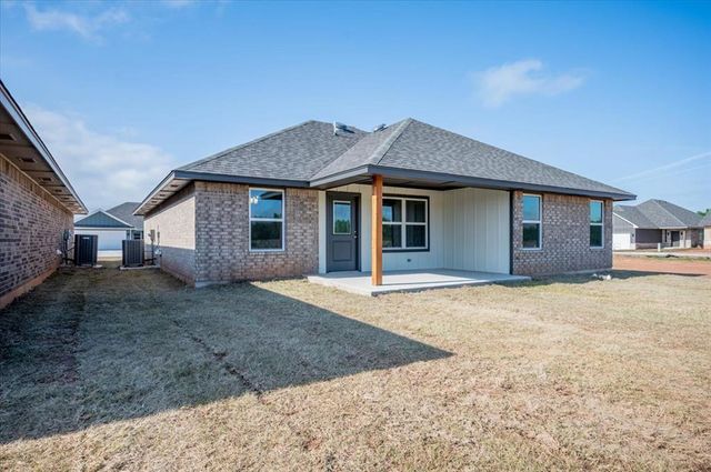 10657 SW 18th Street, Yukon, OK 73099