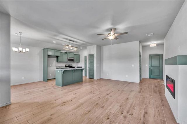 10657 SW 18th Street, Yukon, OK 73099