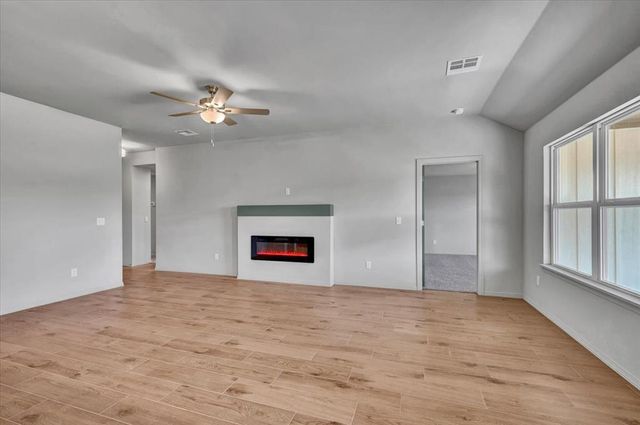 10657 SW 18th Street, Yukon, OK 73099