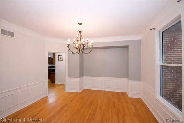 48318 Manhattan Circle, Canton, MI 48188