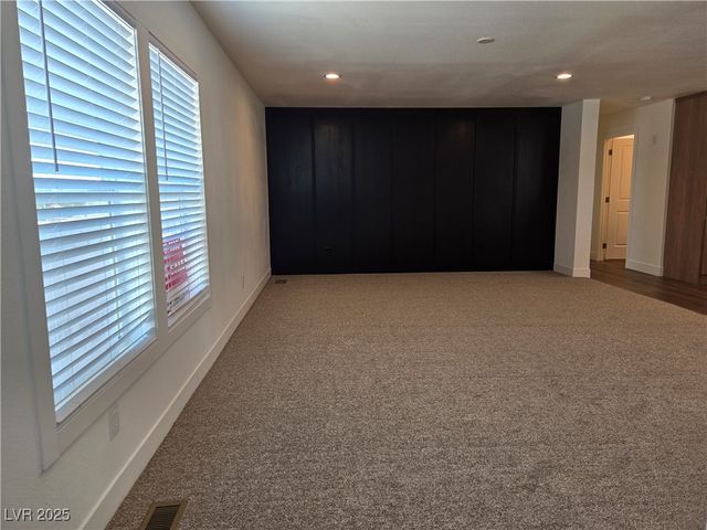 5500 Blackrock Avenue, Pahrump, NV 89060