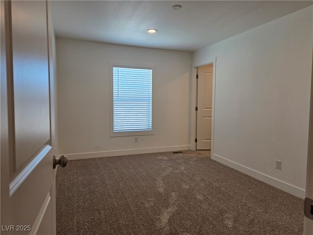 5500 Blackrock Avenue, Pahrump, NV 89060