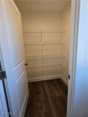 5500 Blackrock Avenue, Pahrump, NV 89060