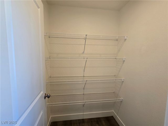 5500 Blackrock Avenue, Pahrump, NV 89060