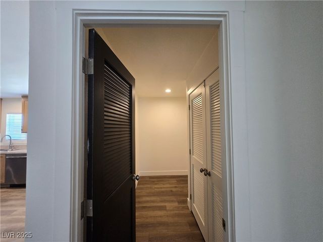 5500 Blackrock Avenue, Pahrump, NV 89060