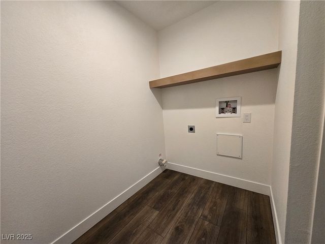 5500 Blackrock Avenue, Pahrump, NV 89060