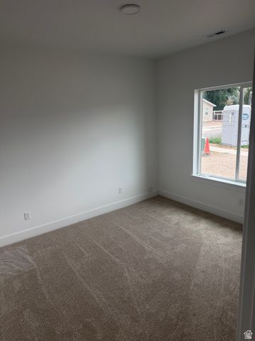 171 S 50 W, Clearfield, UT 84015