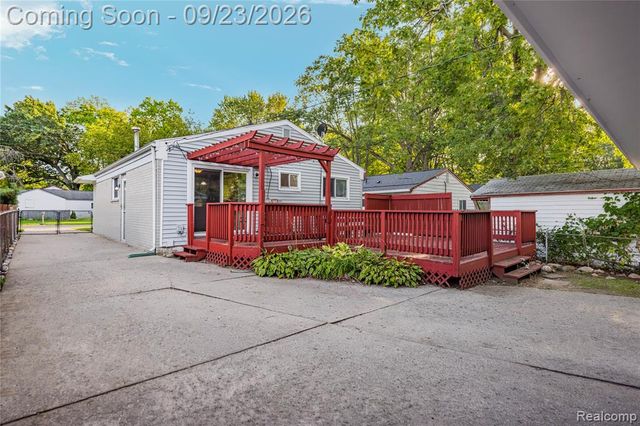 34720 Bock Street, Westland, MI 48185